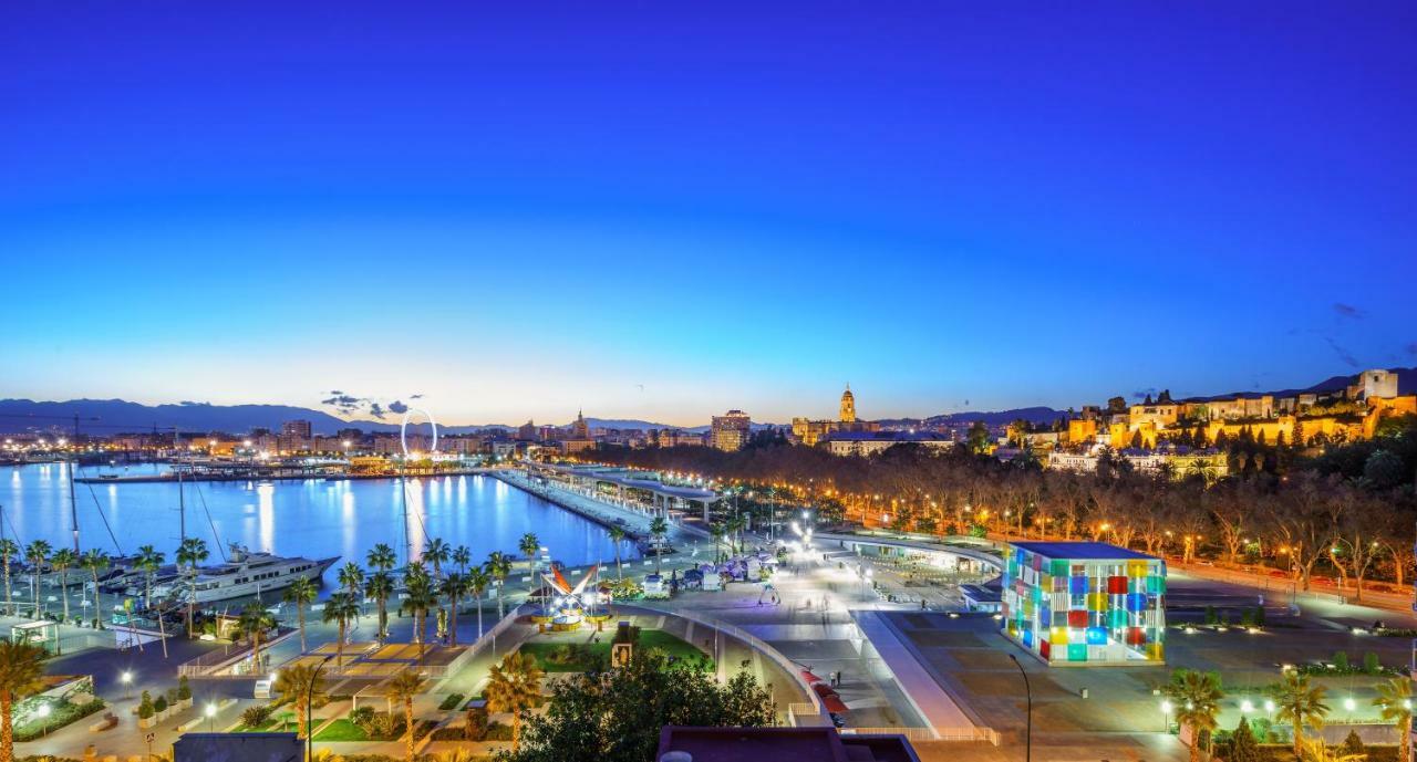 Апартаменты Lu&Cia Malaga Skyline Экстерьер фото